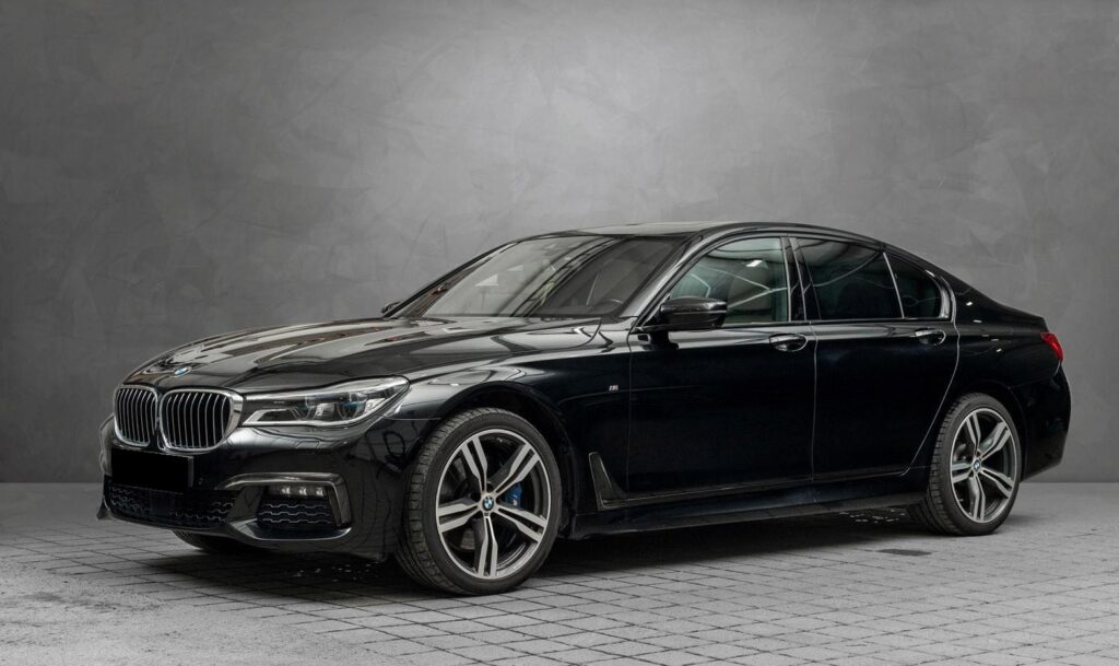 BMW 750i xDrive M Sport