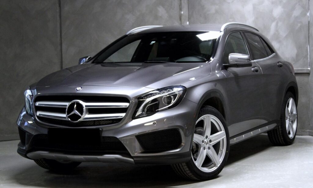 Mercedes-Benz GLA 180 AMG Sport