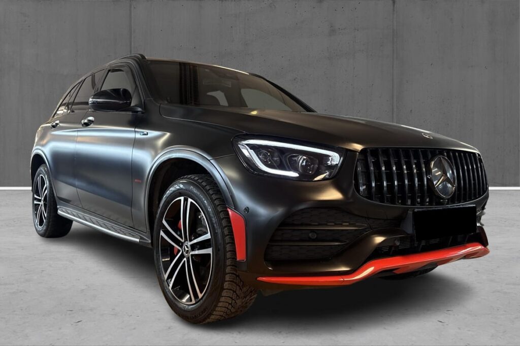 Mercedes-Benz GLC 300 e 4MATIC AMG Line