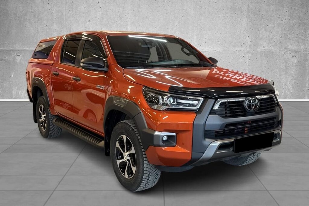 Toyota Hilux 2.4 D-4D Invincible Automatique