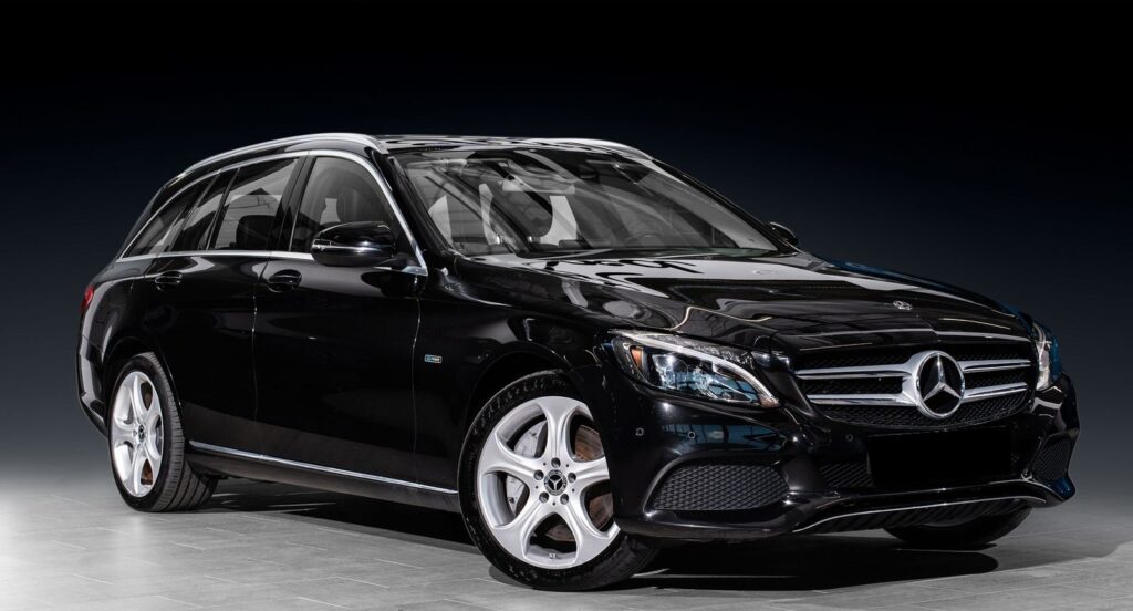 Mercedes-Benz C350e Avantgarde