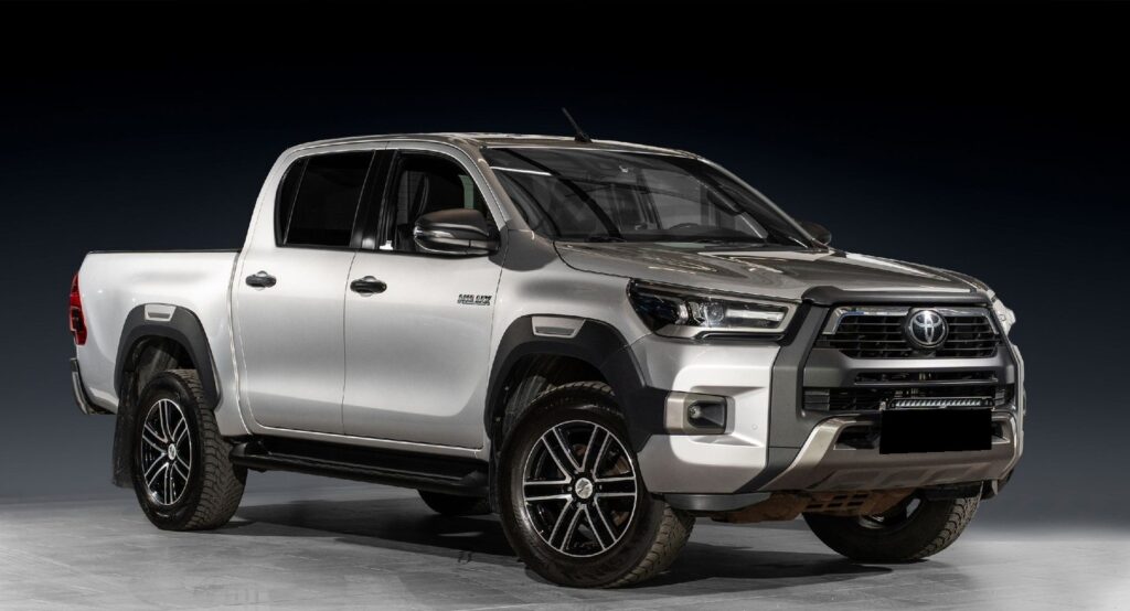 Toyota Hilux Double Cab 4×4 2.8 D-4D