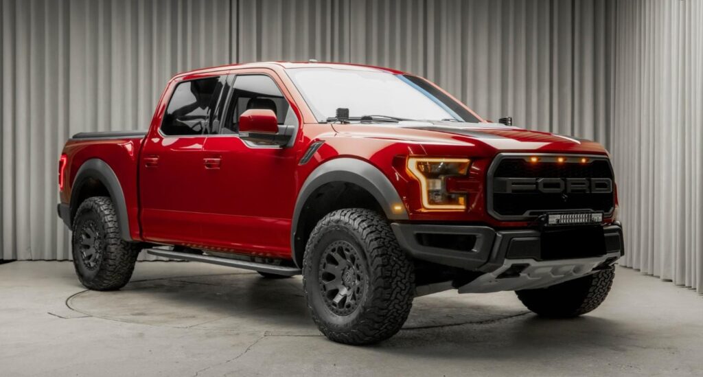 Ford F-150 Raptor SuperCrew