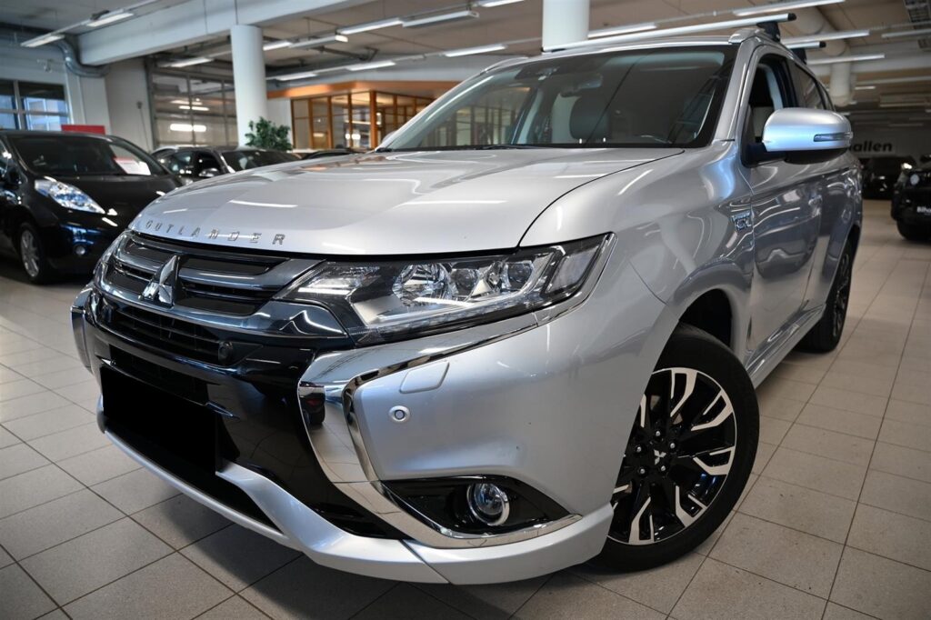 Mitsubishi Outlander 2.0 PHEV 202hk Instyle