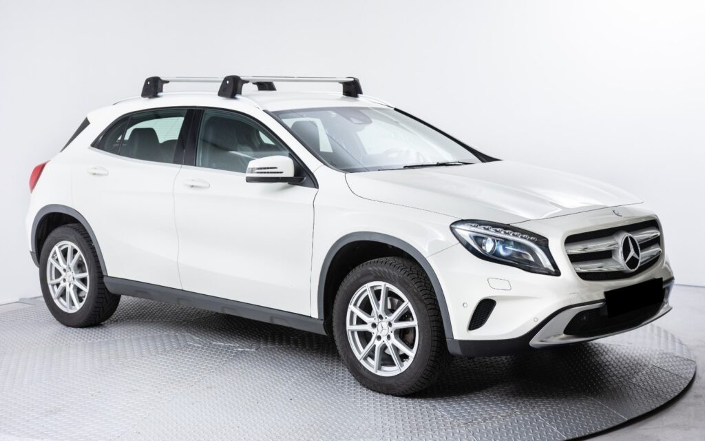 Mercedes-Benz GLA 180 Urban
