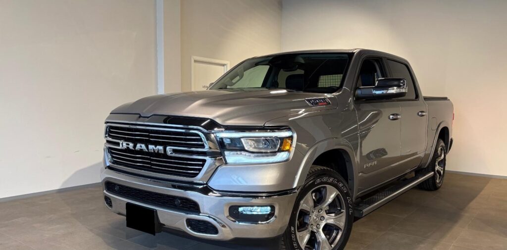 RAM 1500 Laramie Crew Cab 4×4 3.0 EcoDiesel V6