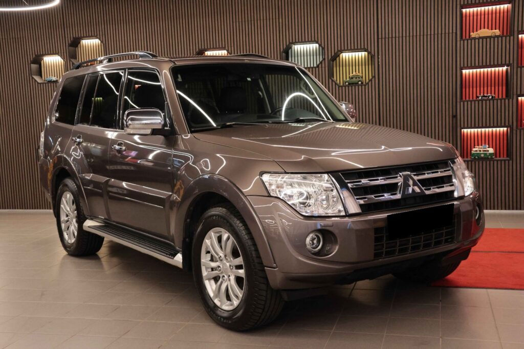 Mitsubishi Pajero 3.2 DI-D Instyle+ 4WD