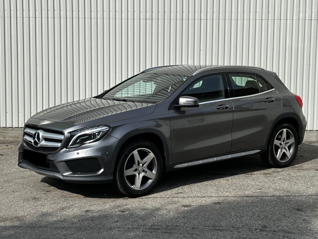 Mercedes-Benz GLA 180 AMG Line 122 ch Automatique
