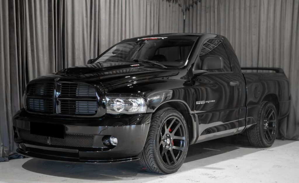 Dodge RAM 1500 SRT-10 V10 Manuelle
