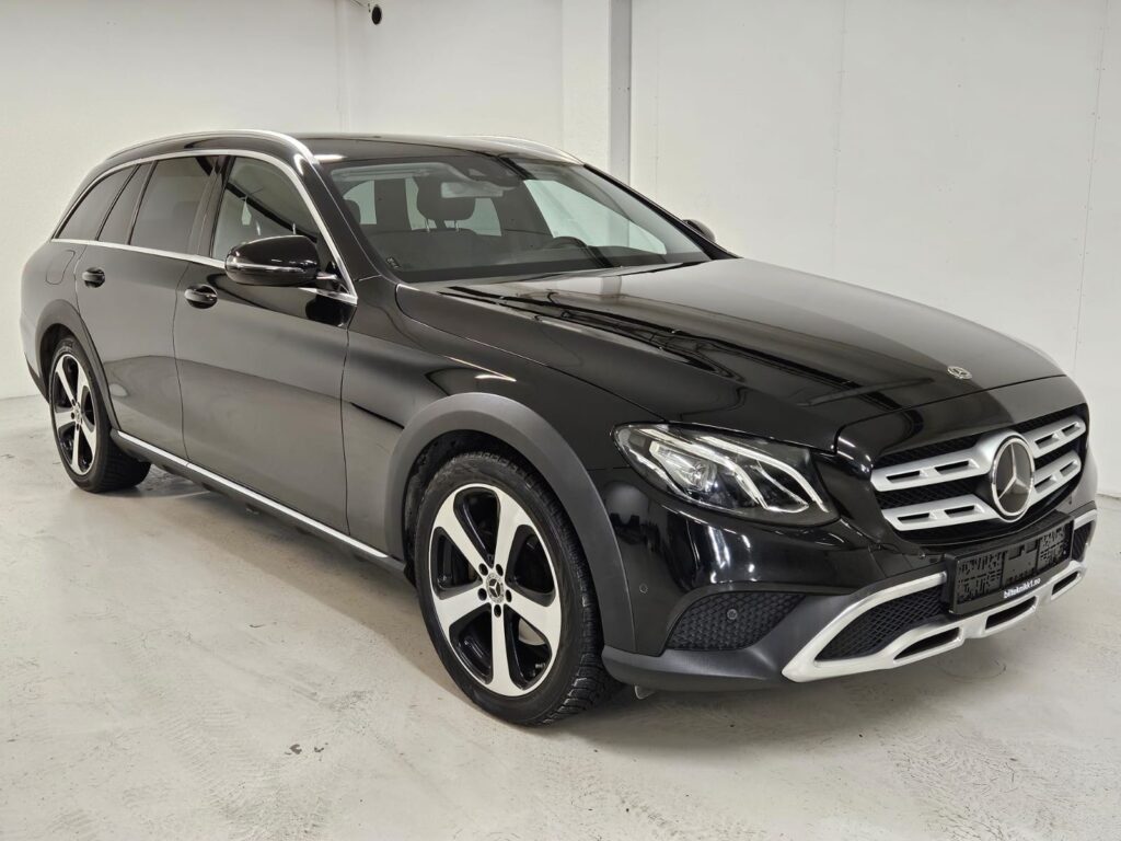 Mercedes-Benz E 220 d 4MATIC Avantgarde 194 ch 9G-TRONIC