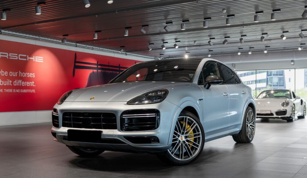 Porsche Cayenne Coupé Turbo S E-Hybrid 680 ch Tiptronic S