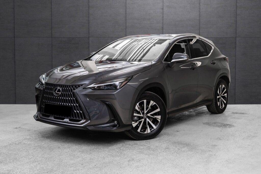Lexus NX 450h+ Business Plus AWD